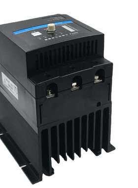 NNC欣大SCR-25A三相电力调整器NNT4-4/38 25P交流固态继电器 调压