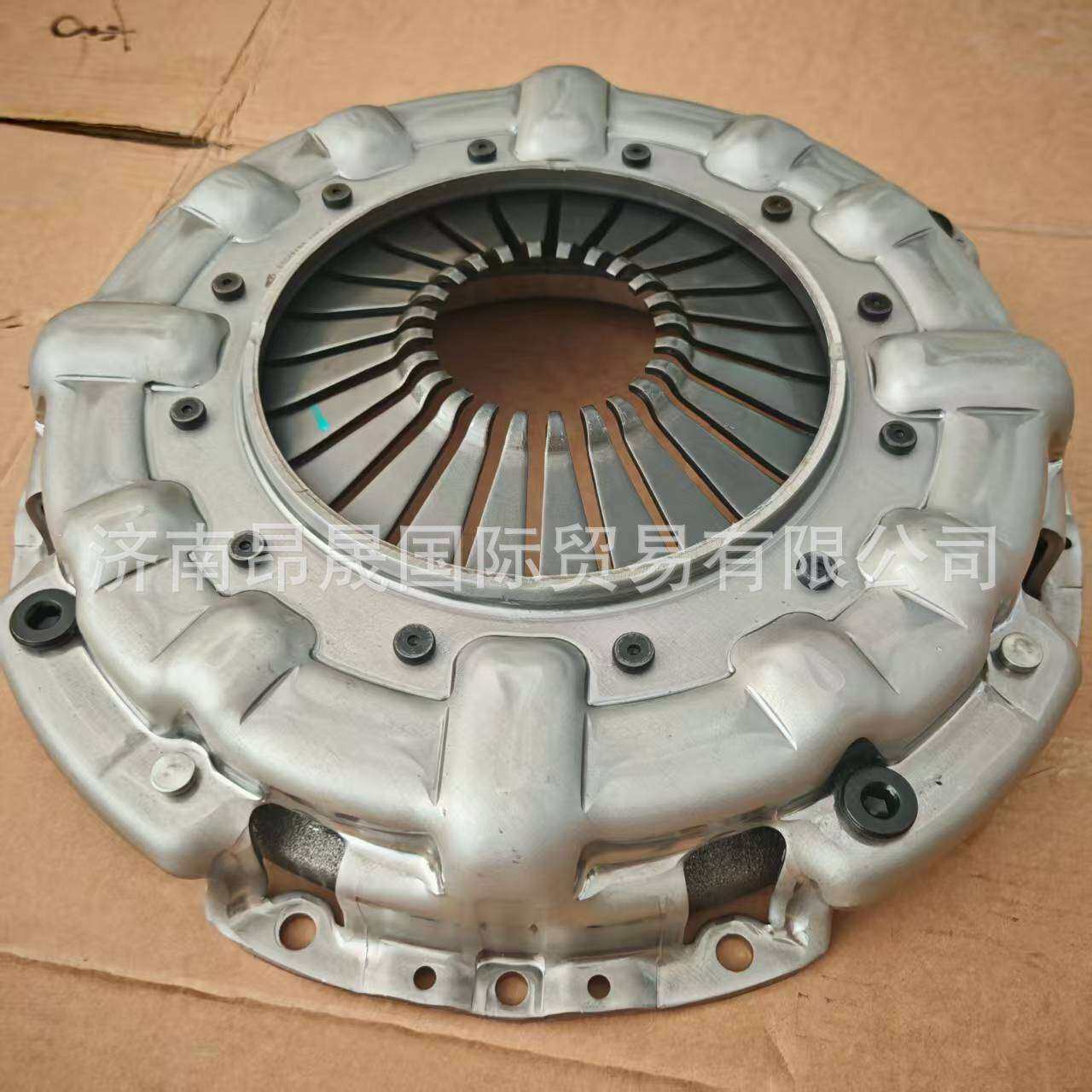 重汽HOWO轻卡玉柴发动机离合器压盘 Y350T180-10P5-3/370E1600750