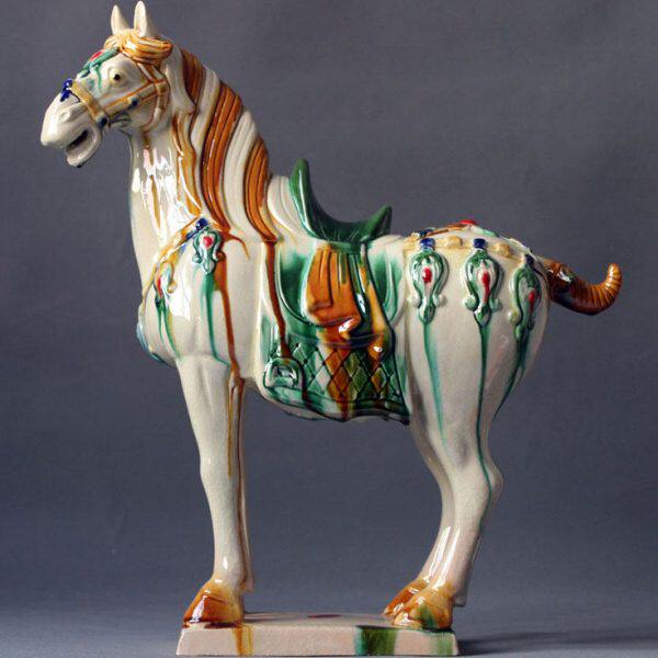 唐三彩陶瓷马摆件披鬃马中国马仿古商务工艺礼品家居装饰风生水起