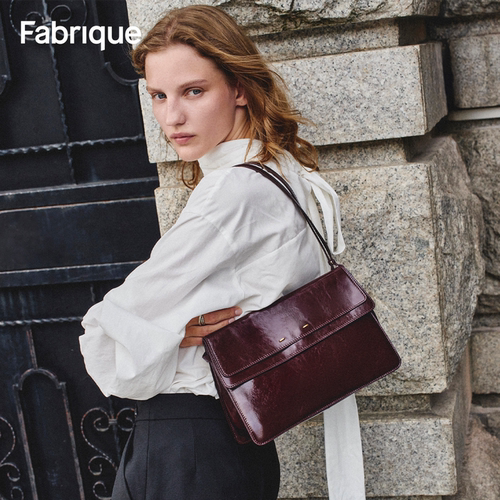 【戚薇同款】Fabrique小方包油蜡牛皮复古时髦轻便实用单肩斜挎包