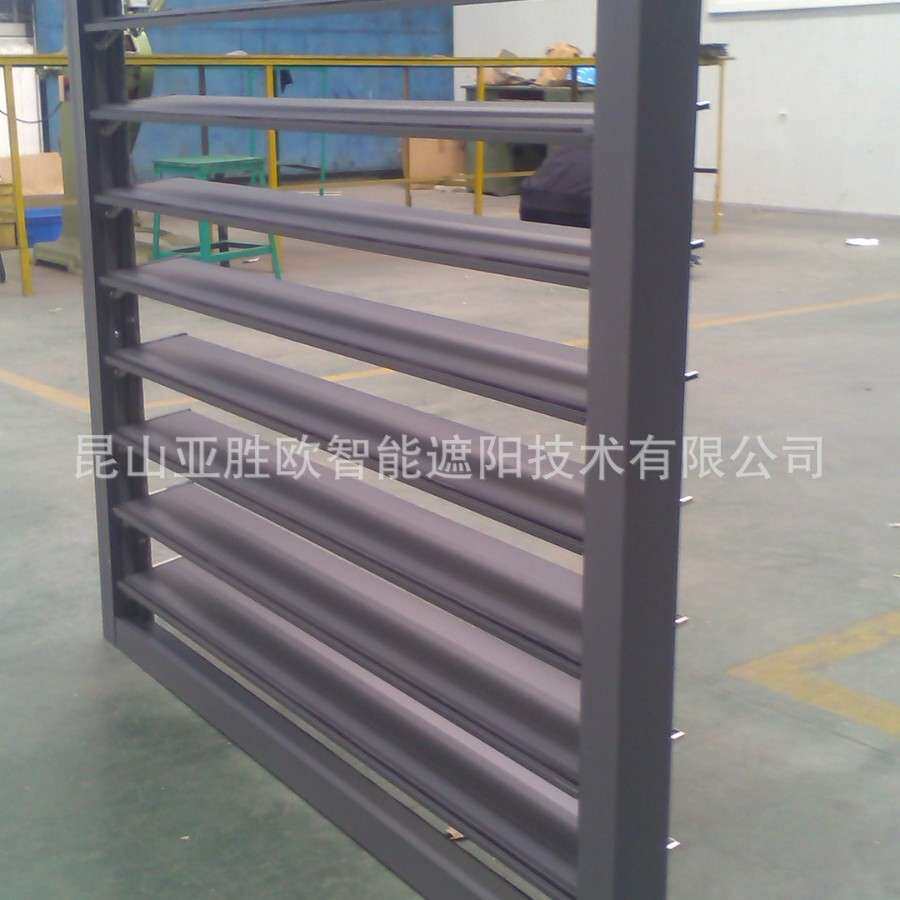 供应可调式通风铝合金百叶窗手动百叶窗工程外墙百叶通风窗