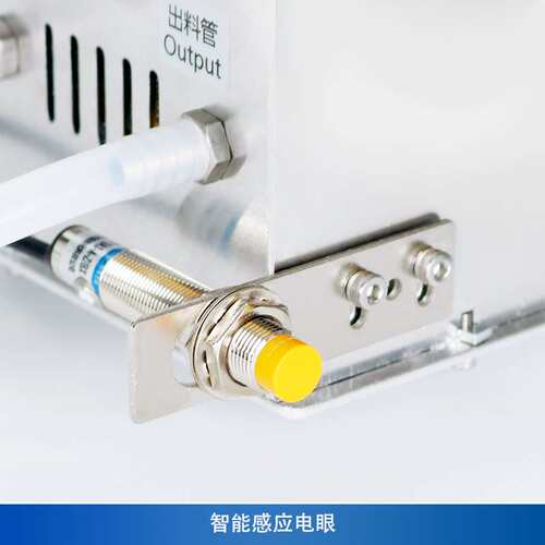 ZONESUN智能感应距离便携小型灌装机果汁耐热100度单头液体灌装机