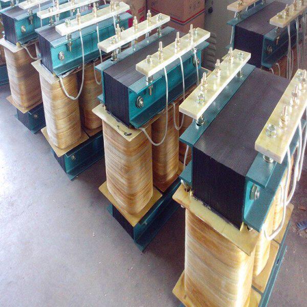 隔离华匀SBK-30KVA 380v变220v/380v三相干式变压器