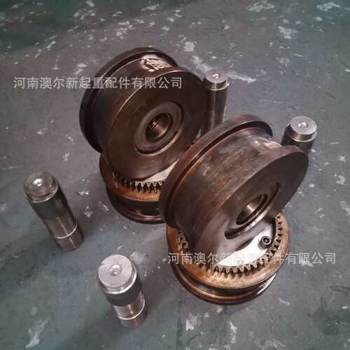 现货   LD300行车轮 行车端梁驱动装置总成 起重机行车轮