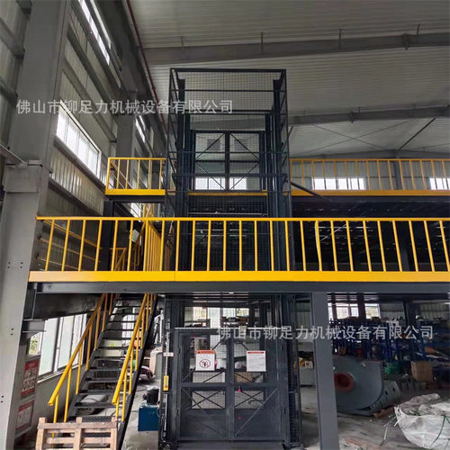 供应工厂载货升降货梯价格与2吨导轨式液压升降平台厂家价格