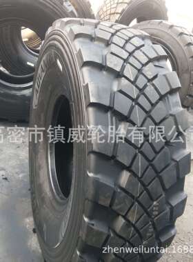 现货供应沙漠运输车轮胎 425/85R21 钢丝卡车轮胎