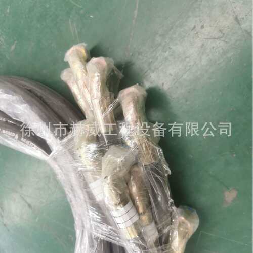 徐工装载机 WL 500FN/刹车加力泵/软管总成251808365