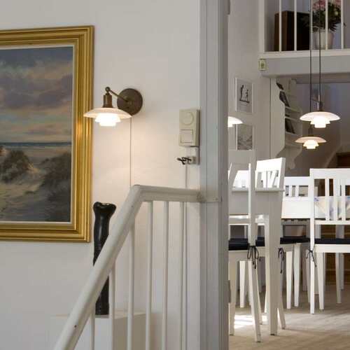 丹麦经典北欧艺术 PH 2/1 Wall Light室内奶白玻璃多层铬色小壁灯
