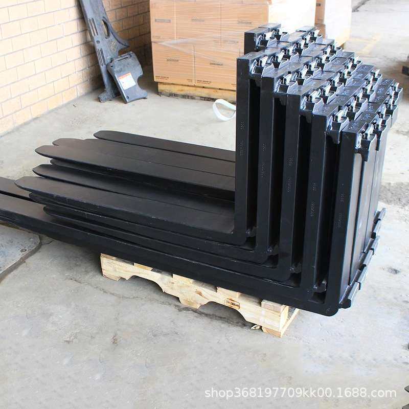 简单通用的叉车辅具叉齿货叉套 工厂叉车货叉加长套 3 4 5吨货叉