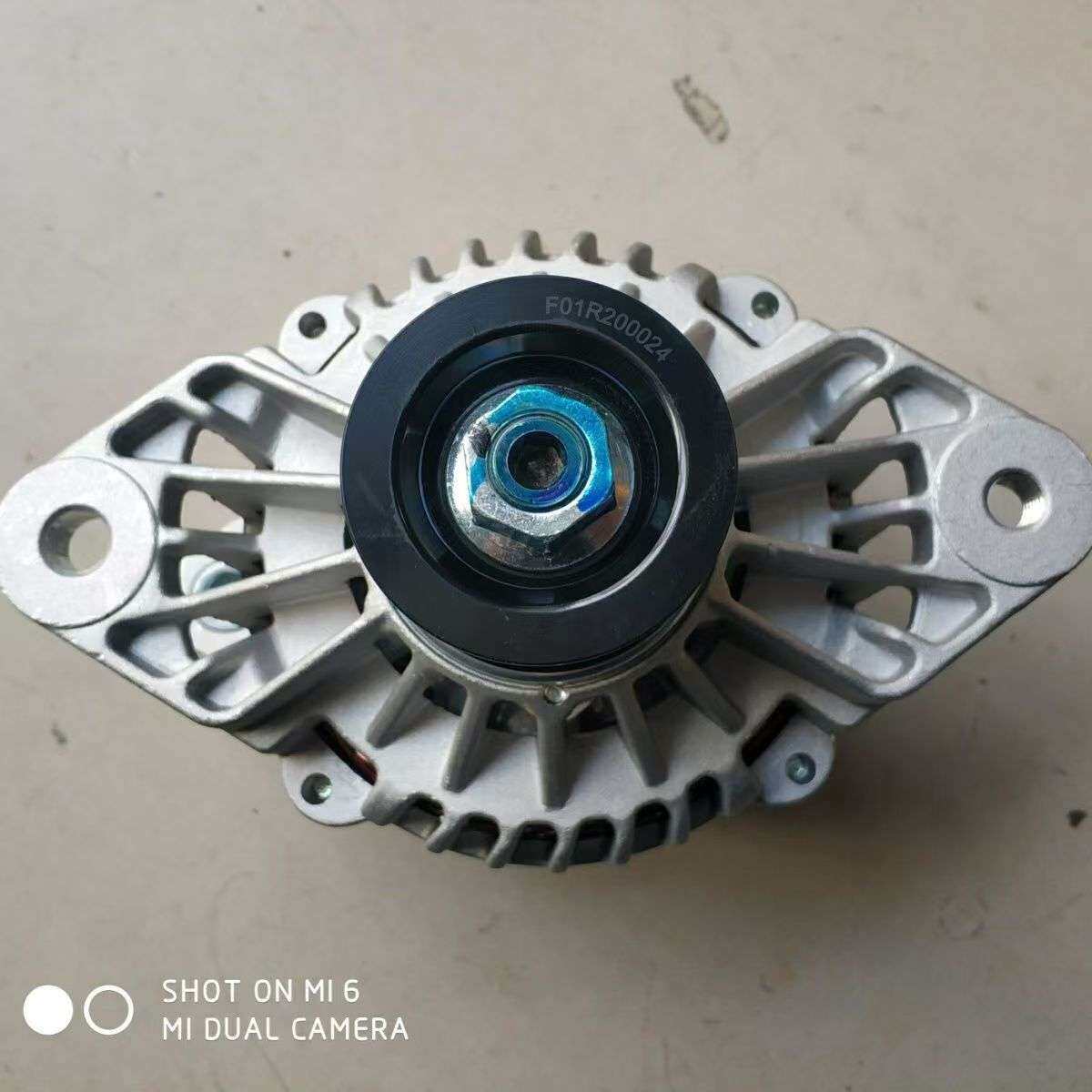 龙工柳工徐工挖机旋挖发电机 28V90A国货精品大功率
