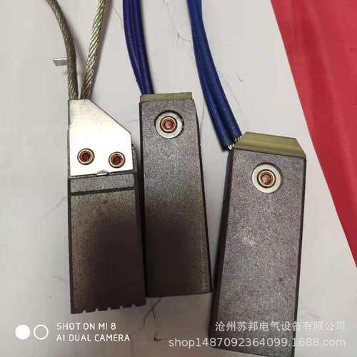 发电机碳刷J204碳刷价格 D172碳刷 苏邦电气供应 J164碳刷 D374碳