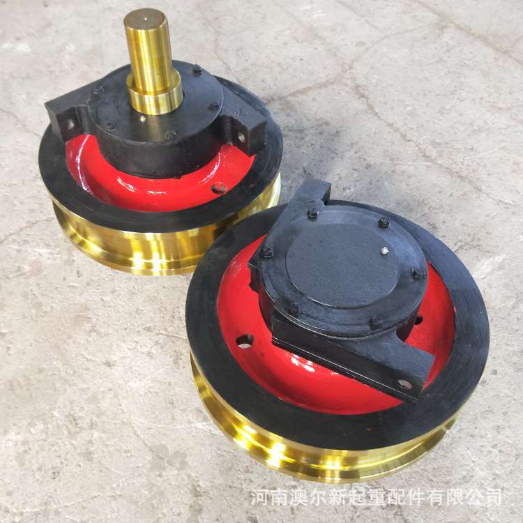 厂家供应  55号铸钢行车车轮组 直径700×160天车小车车轮组