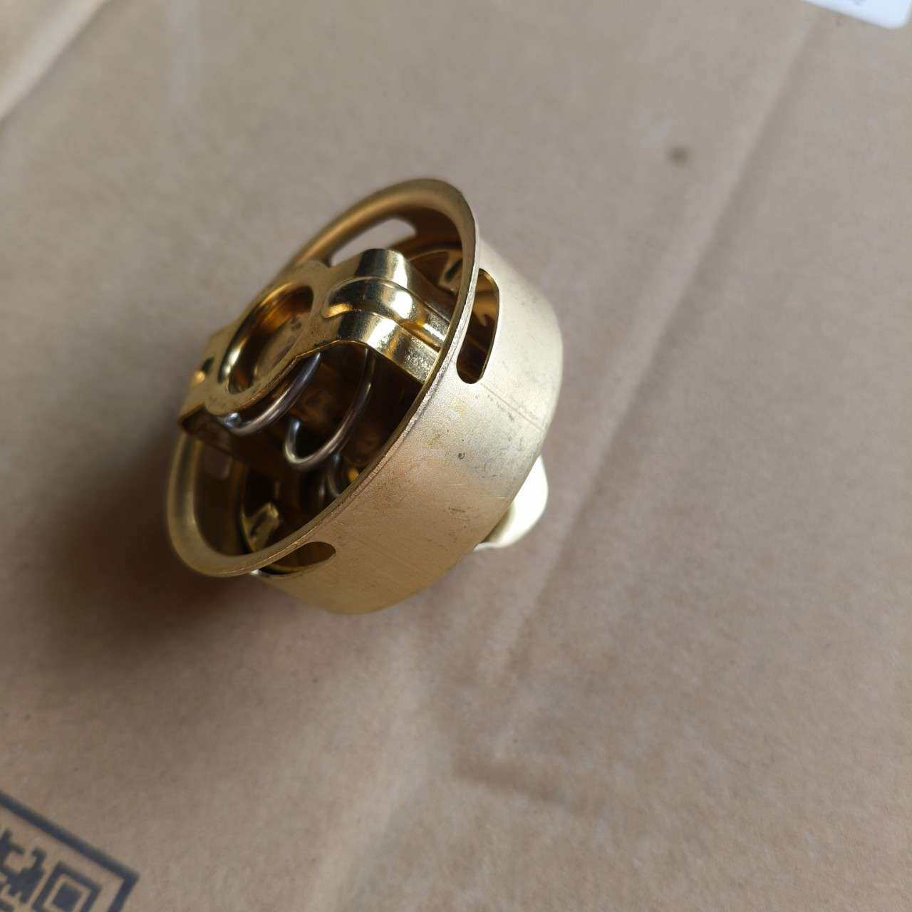 现代180-7 170w-7挖机配件节温器XJAF-00735