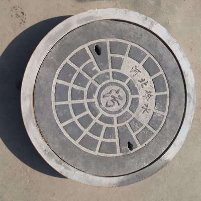 徐水厂家直销钢纤维混凝土重型钢边700检查井井盖