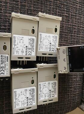 【铛裆机械】温控器E5CS-RTU-W Q1KJU-W-304 Q/R2TU-W R1KJU-W RK