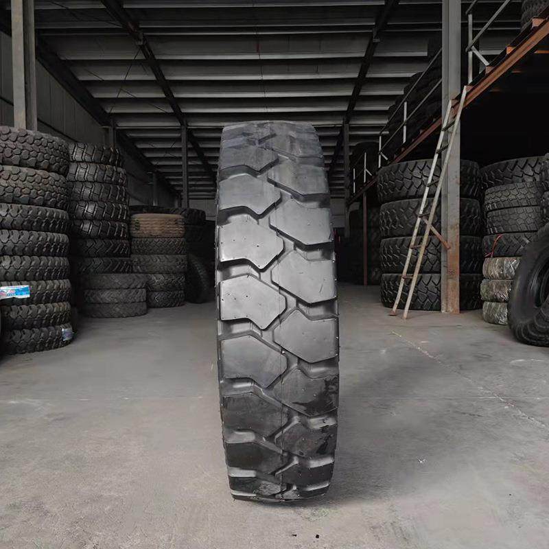 1400-24宽体车矿山自卸车E3花纹尼龙成套工程机械轮胎,鲜花速递/花卉仿真/绿植园艺,割草机/草坪机,淘宝优惠券,粉丝福利购,淘宝优惠卷