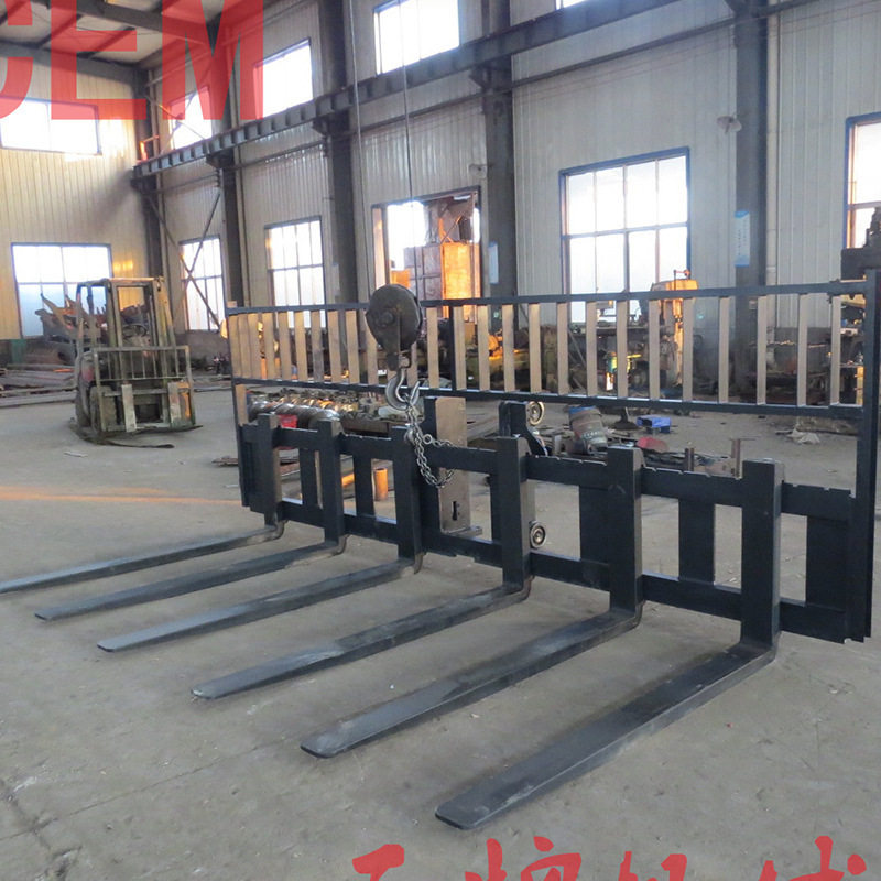 厂家直销2-10t货叉架 加宽叉车滑架 越野装载机叉车属具 质量保障