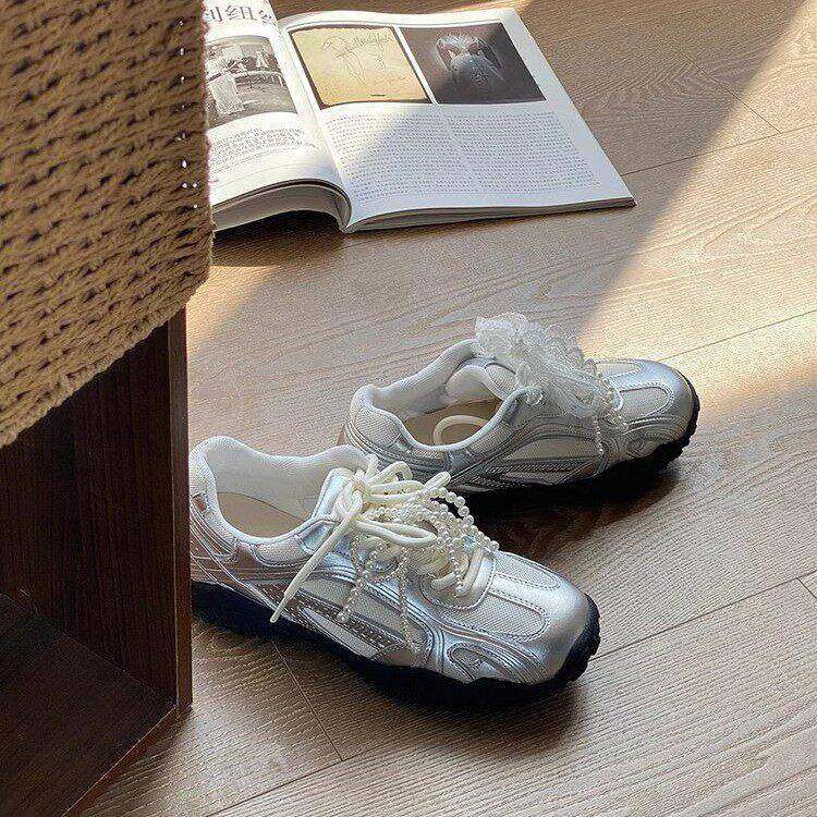 爆款小白鞋女2025春秋季月牙底小个子蕾丝珍珠带内增高休闲德训鞋