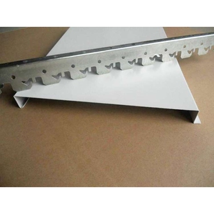 湖南厂家直供300吊顶铝条扣天花 S型高边铝条扣 长条形铝条扣板
