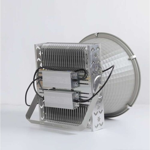 亚明led塔吊灯500W800W1000W2000W建筑之星工地照明塔吊大灯工程