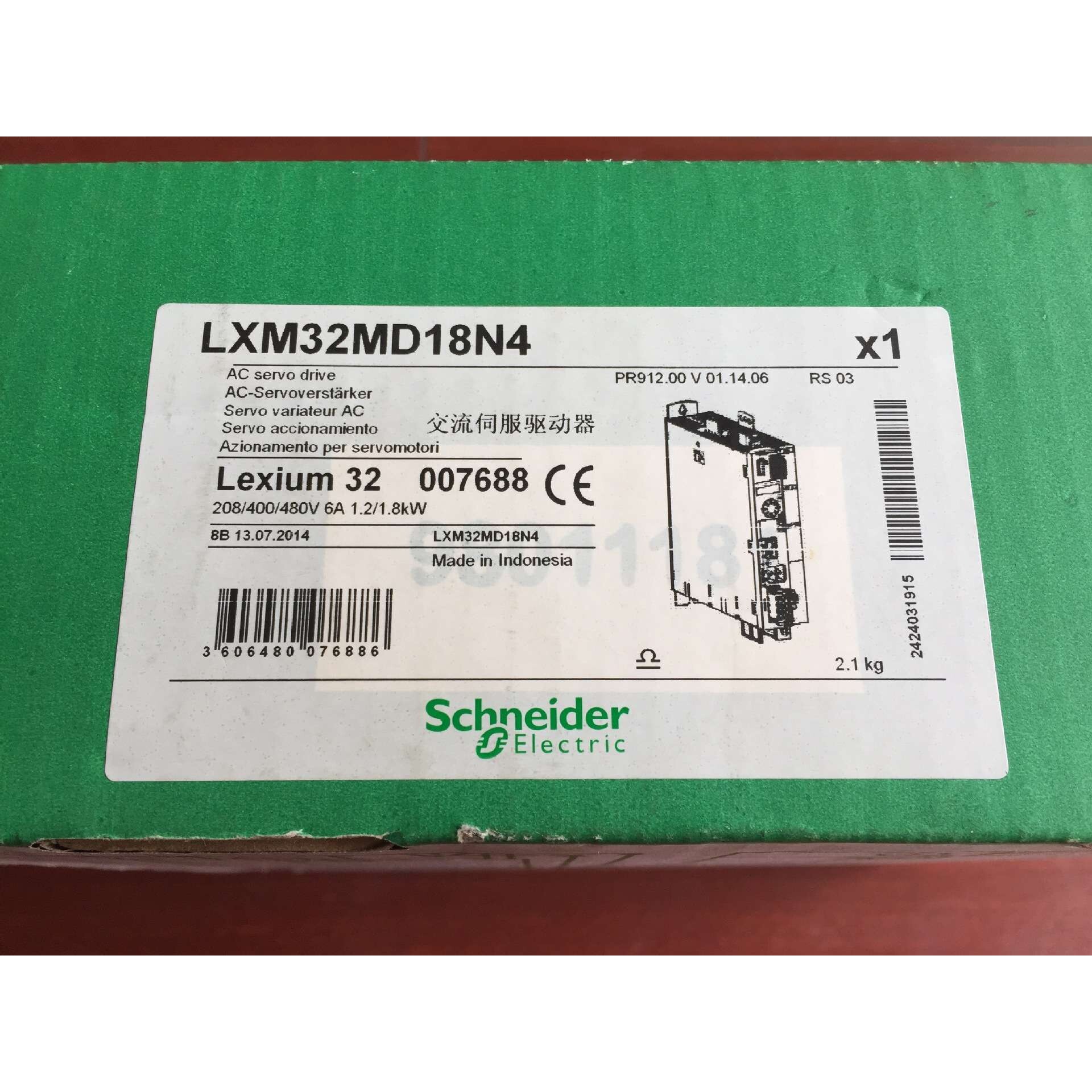 伺服LXM32MD30N4驱动器30A RMS峰值电流3相480V