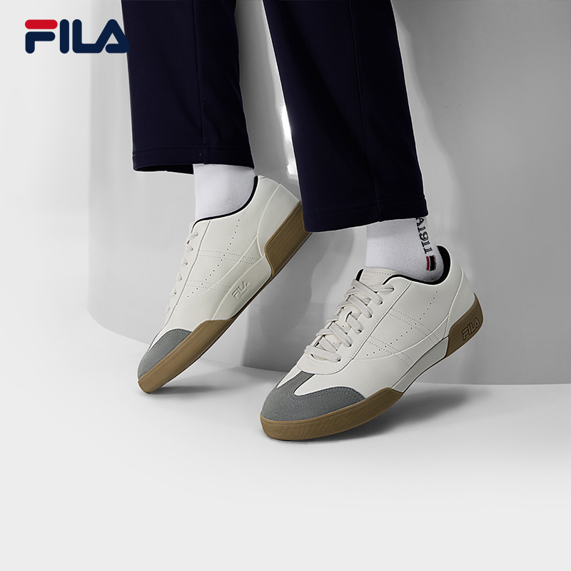FILA斐乐情侣休闲板鞋