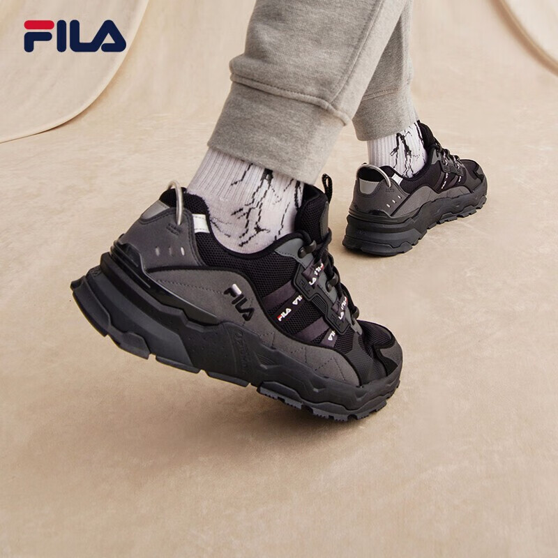 FILA斐乐男士复古运动鞋