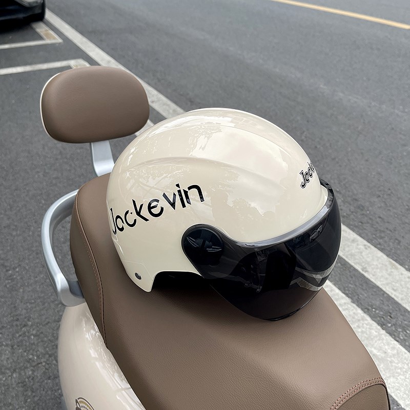 夏天防晒3c认证电动车头盔男女士摩托车半盔安全S帽四季通用透气