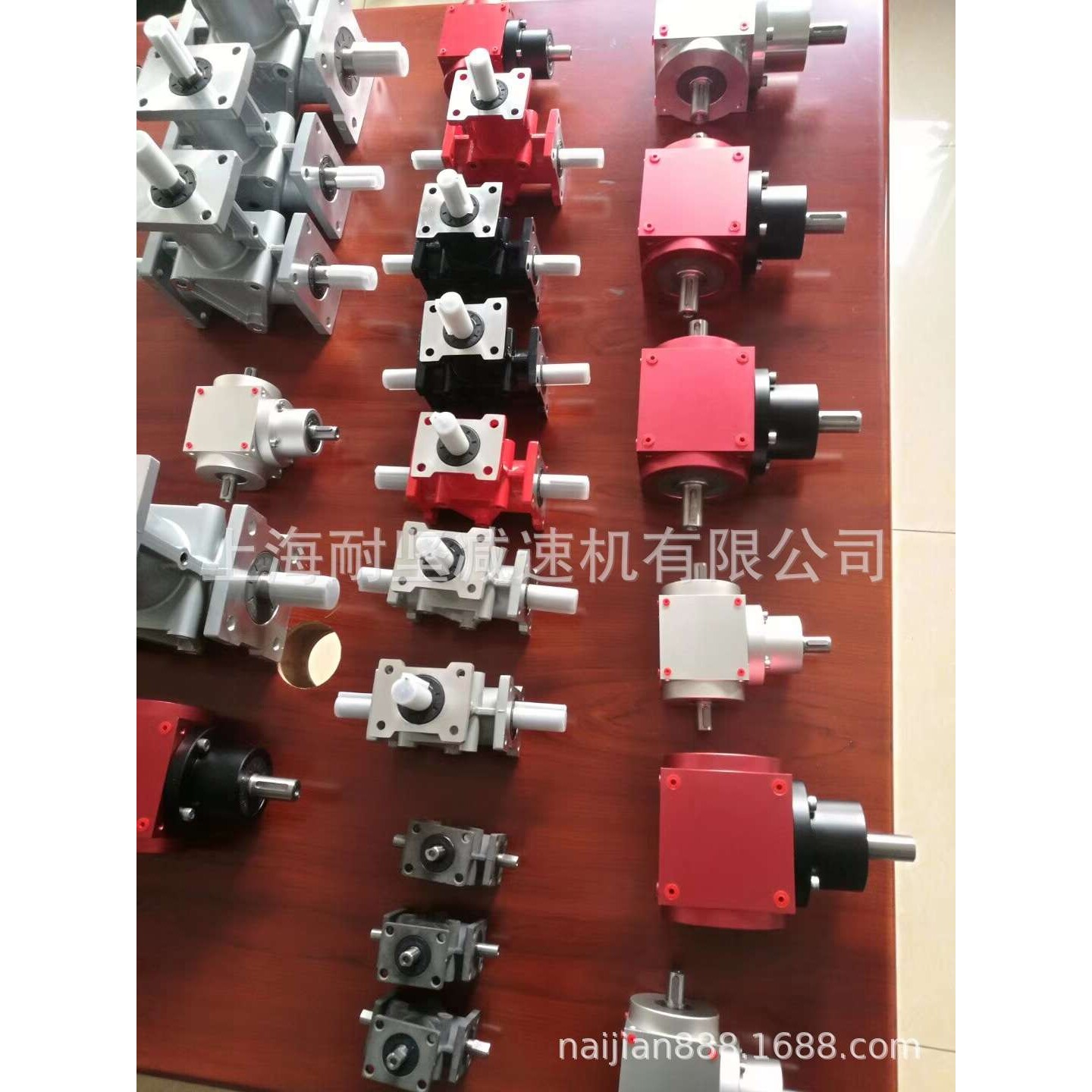 ZTF75精密行星换向器减速机中空90度安装