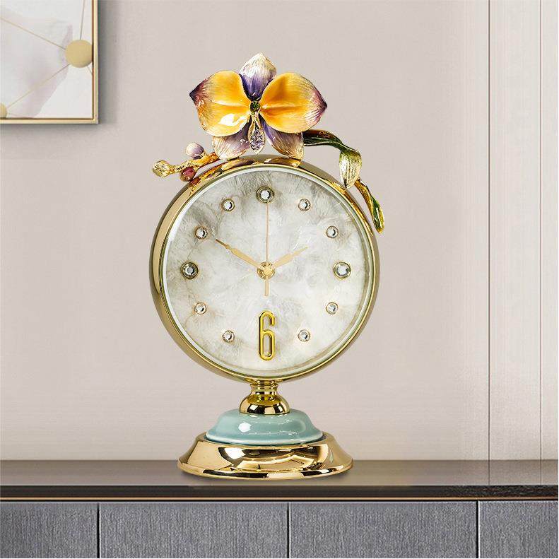客厅轻奢高档钟饰钟表摆件坐钟台钟桌面时钟静音蝴蝶兰台式座钟