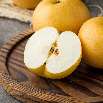 正宗秋月梨新鲜水果礼盒装山东莱阳冰糖羊脂梨子当季整箱顺丰包邮
