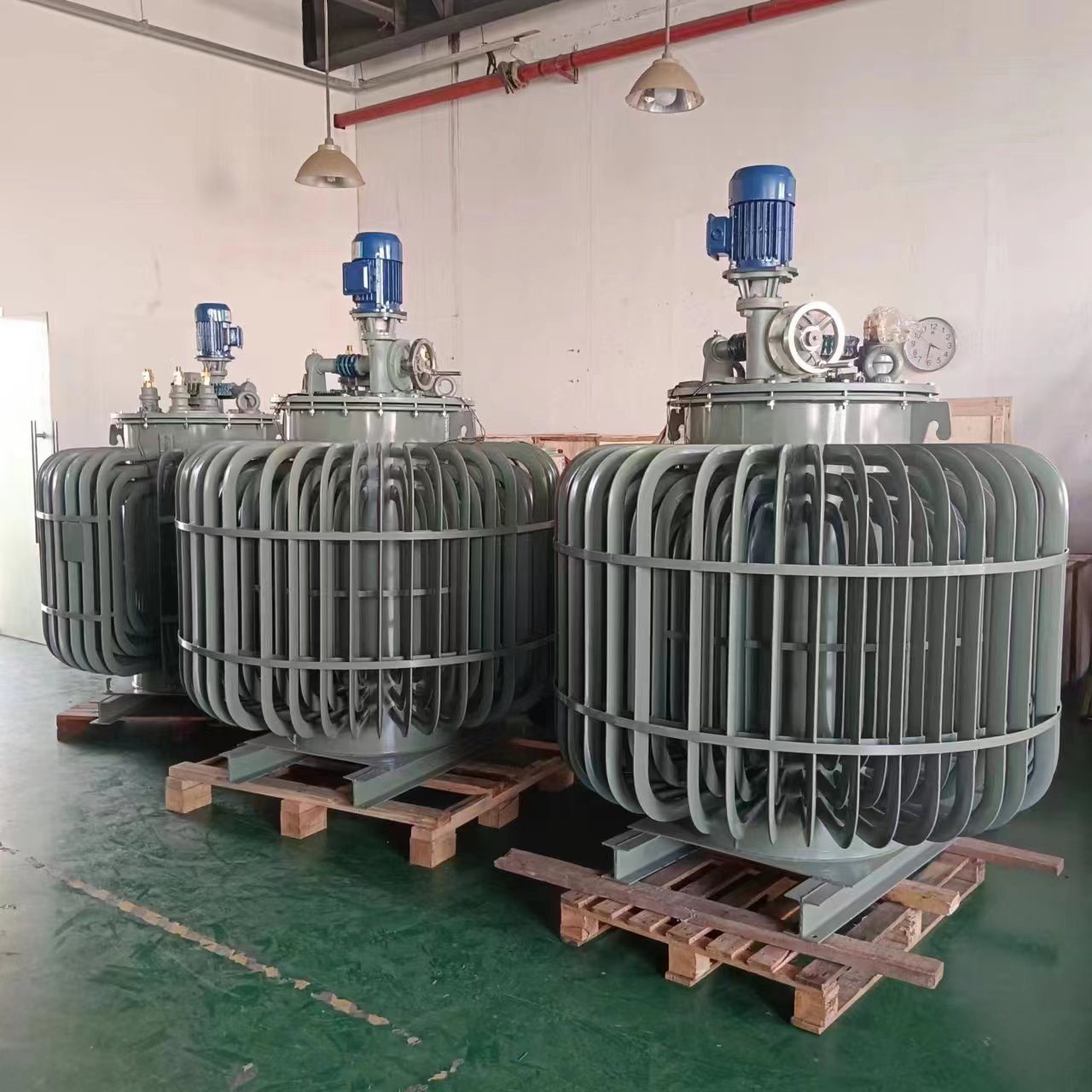 单相感应浸式调压器TDJA-250KVA工频电炉用电压调节器380/0-650V