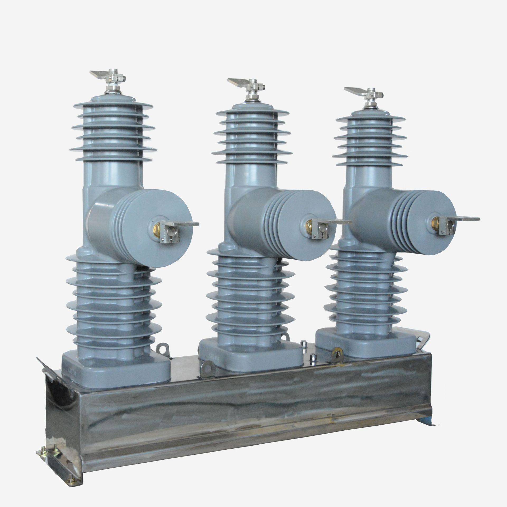 跨境24KV杆上高压断路器户外自动重合闸带FTU控制器AUTORecloser