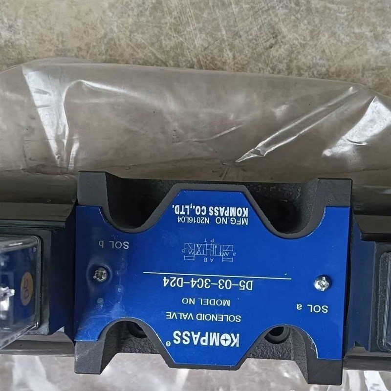 KMPASS D5-03-3C4-D2R4液压电磁换向阀