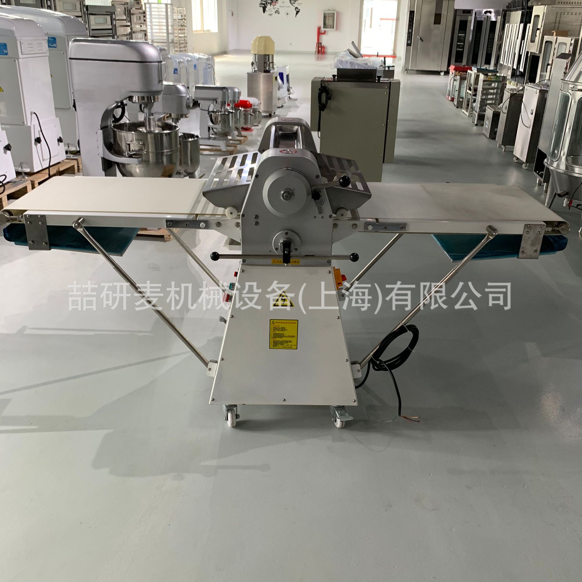 全自动起酥机商用欧式酥皮机 蛋挞酥饼千层酥开酥机 压酥机