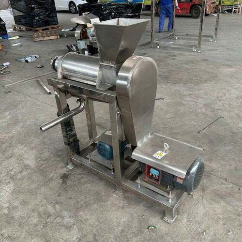大型食品级果蔬螺旋脱汁机苦瓜韭菜土豆火龙果工业不锈钢榨汁机