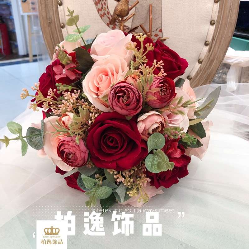 新娘手捧花 红色绒布玫瑰婚礼绢花 花束