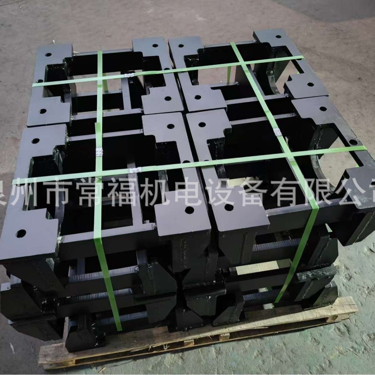 中联旋挖钻机挖掘机推土机ZR280配件护链器