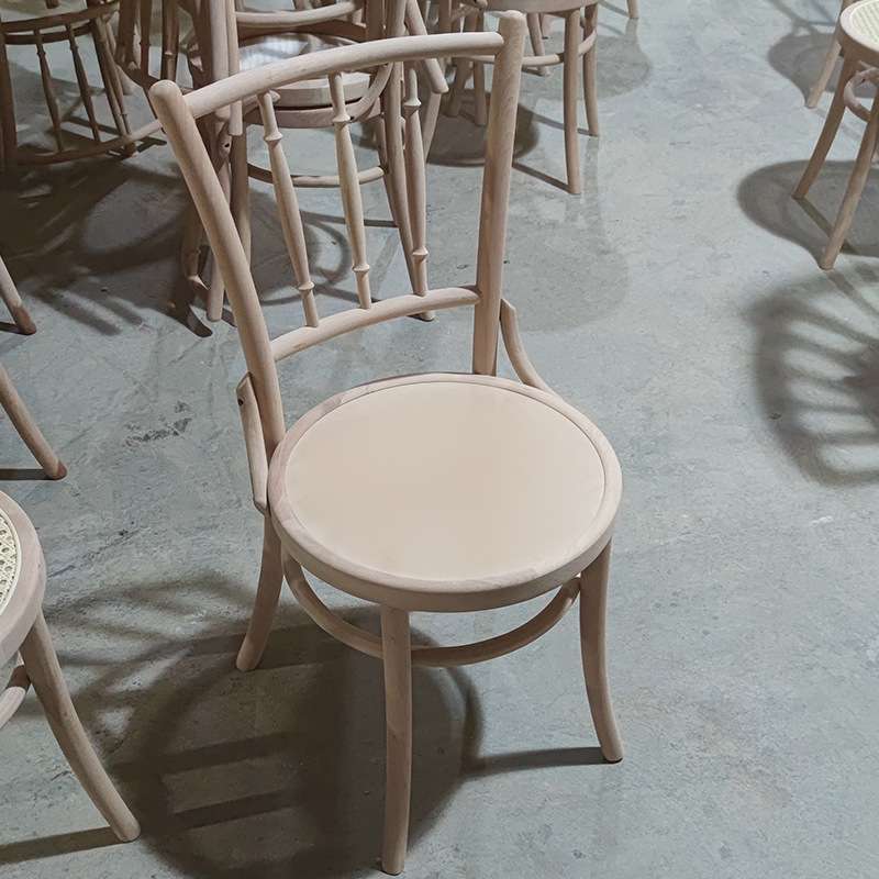 实木餐椅家用现代简约舒适轻奢靠背酒店主题餐厅原木椅子白坯