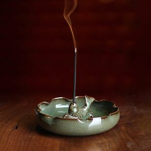 青玉轩 褶边线香座鲤鱼跃檀香熏香炉 陶瓷香托开片铁胎香道线香插