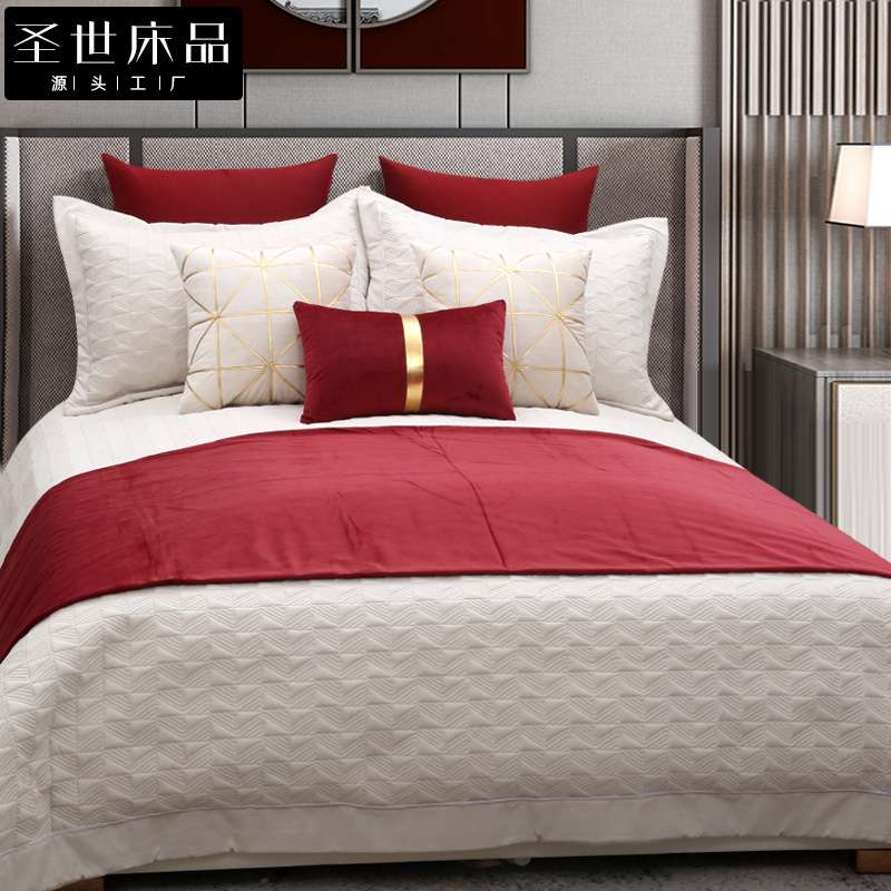 红色系艺术样板房床上用品高档别墅现代样板间床品轻奢抱枕搭毯子