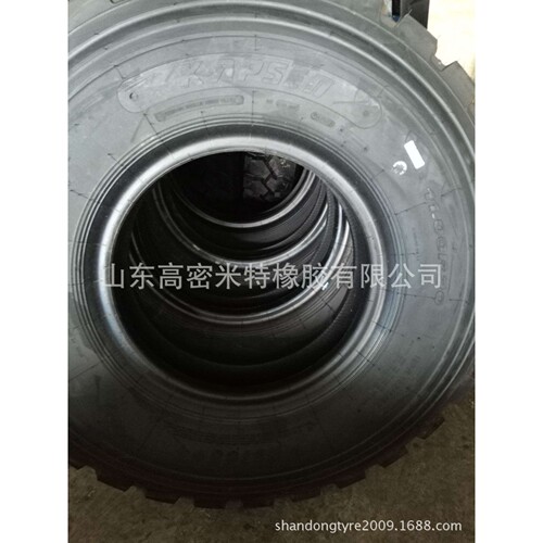 轮胎现货销售载重矿山专用轮胎1100R20 1200R20 前四后八自卸车轮
