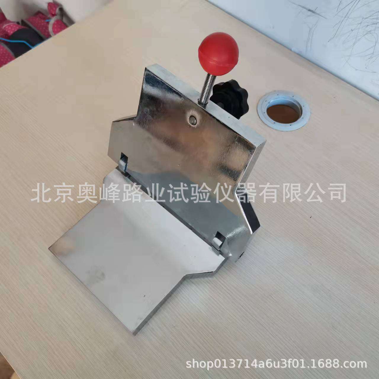防水卷材低温弯折仪低温弯折仪防水卷材低温弯折仪橡胶弯折板仪