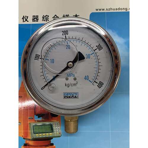 skon牌油压表抗震表耐震表YN60表盘60MM压力表径向充油式