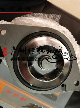 挖机小松PC200-7/210-7/220-7康明斯6D102发动机水泵6735-62-1500