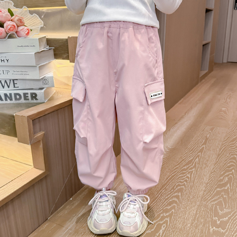 女童春装裤子2026新款女孩洋气外穿春秋季儿童休闲运动春装工装裤