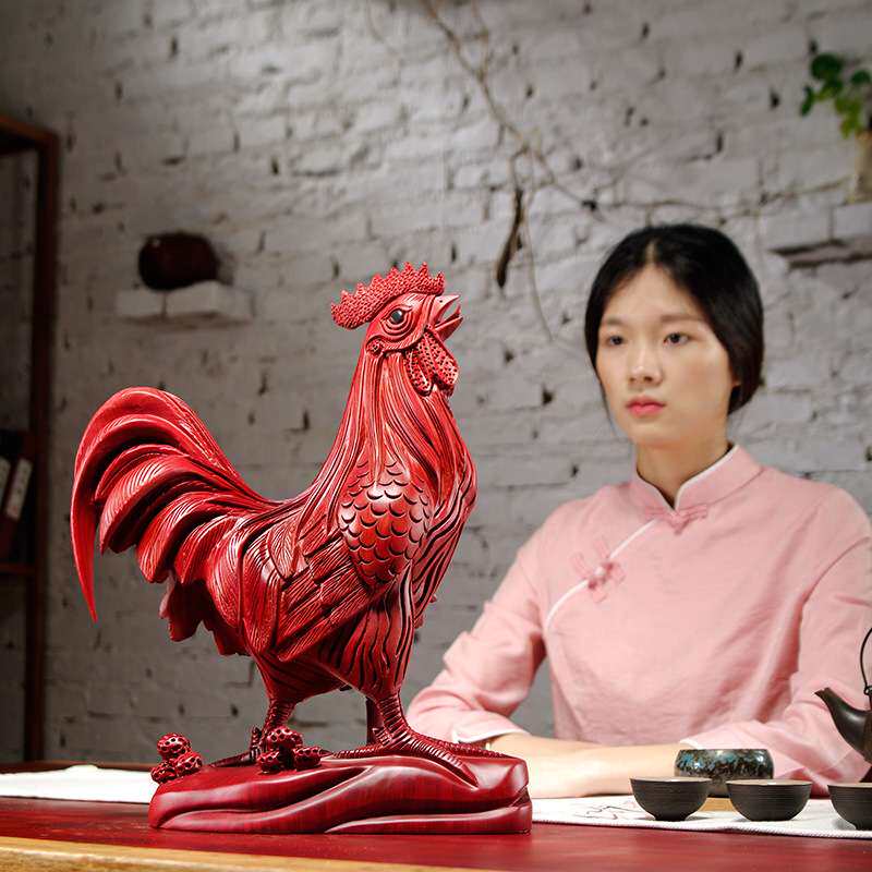 红花梨木雕大公鸡摆件木质动物十二生肖鸡家居电视柜装饰品工艺品