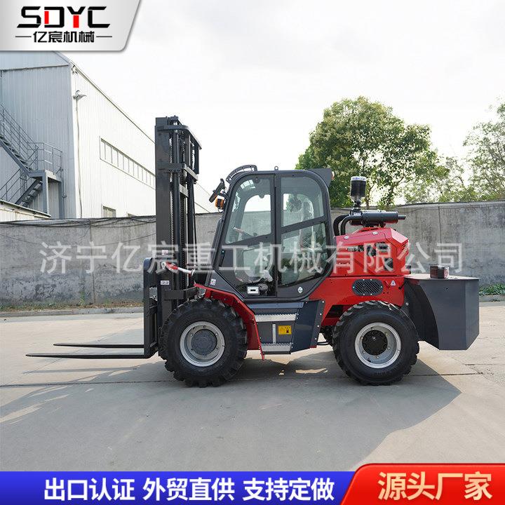 越野叉车2吨3吨3.5吨户外工地山地越野叉车柴油搬运升降四驱叉车