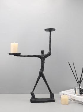 现代简约几何铸铁人物烛台摆件客厅餐厅酒店样板房软装家居装饰品