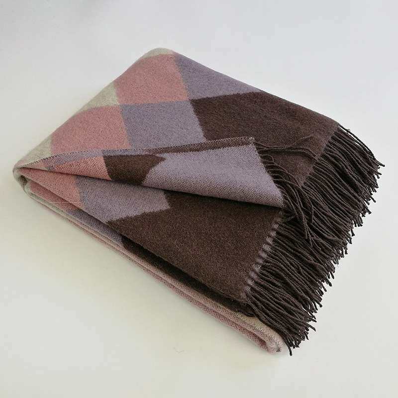 提花流苏羊毛毯轻柔保暖加厚卧室客厅床用沙发装饰毯午睡盖毯